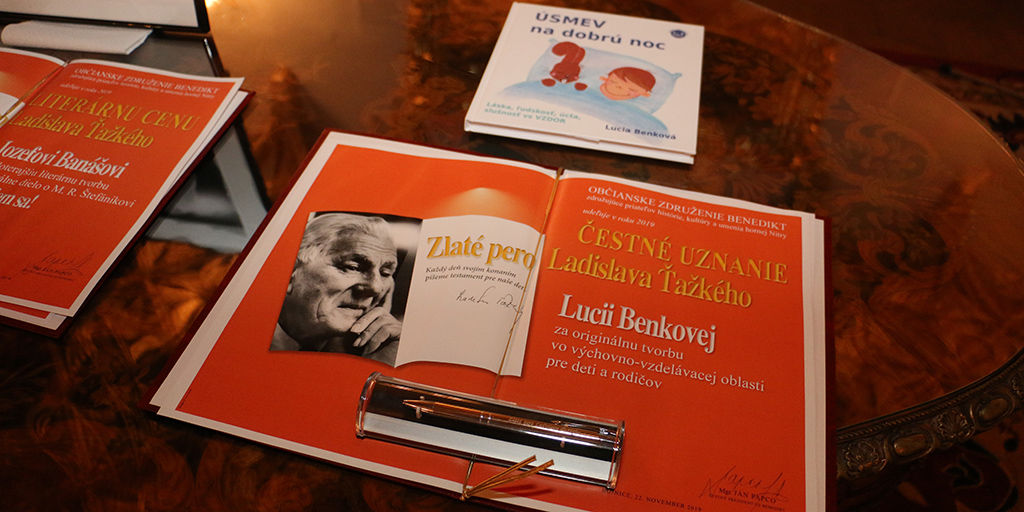 Literárna cena Zlaté pero Ladislava Ťažkého