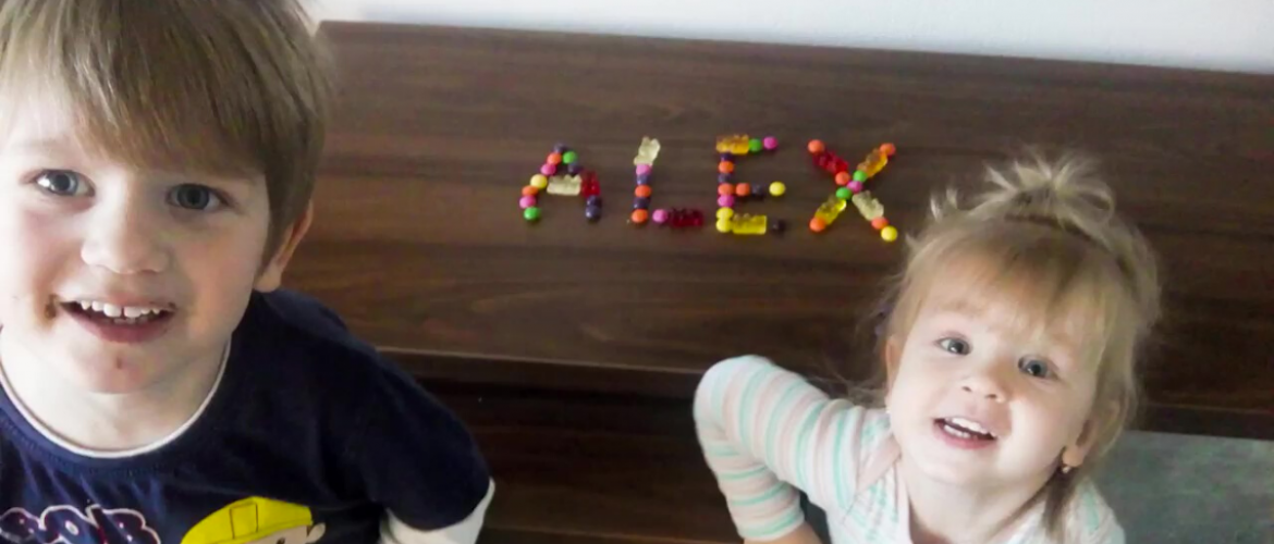 Do výzvy na tvorivé napísanie mena ALEX sa zapojilo viac ako tisíc ľudí