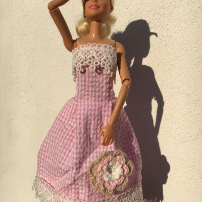 Oblečenie bábika barbie ružové 