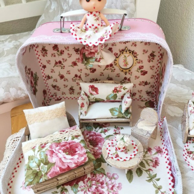 Romantický kvetinový ňu-ňu kufrík s bábikou 