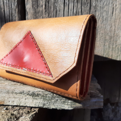 Kožená ručne šitá peňaženka 🙂