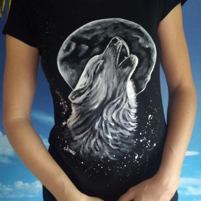 Maľované tričko s vlkom