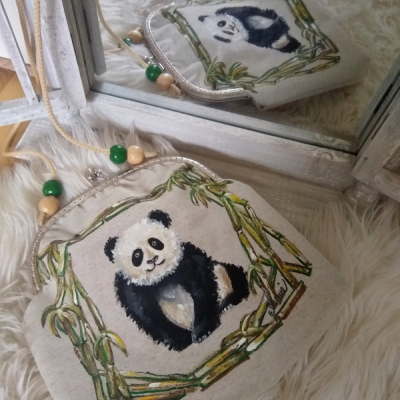 Maľovaná panda taštička