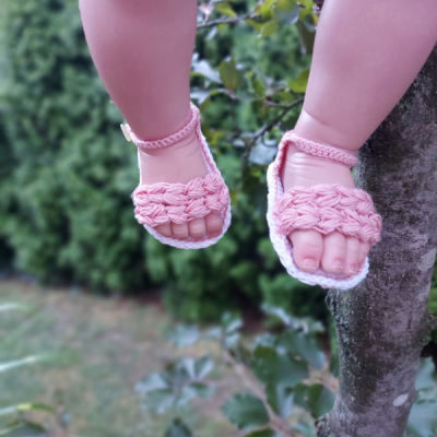 Sandálky pre bábo