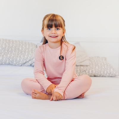 Detský pyžamový set - Staroružový volán