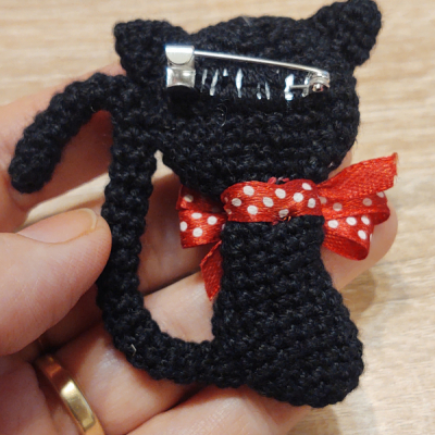 Čierna mačka - brošňa 