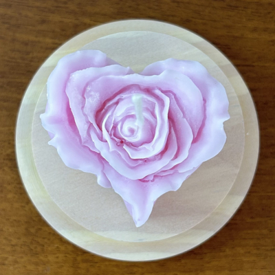 Svadobná sviečka - ruža v tvare srdca