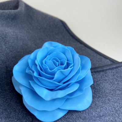 Modrá ruža Brošňa