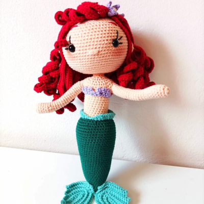 Háčkovaná bábika Ariel