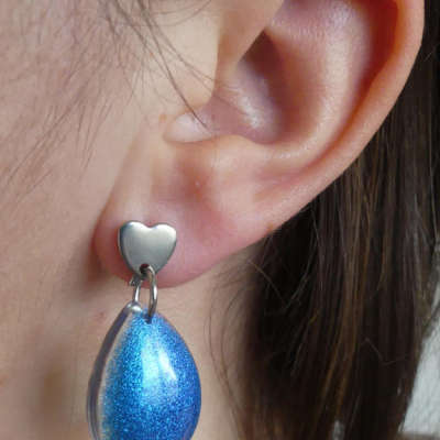 Modré perleťové slzové náušnice zo živice - chirurgická oceľ